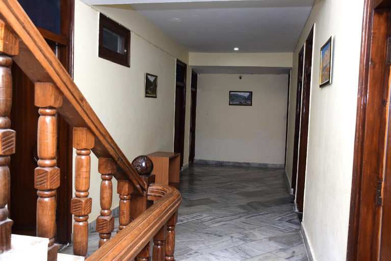 Others 5, hotel atithi, Kangra