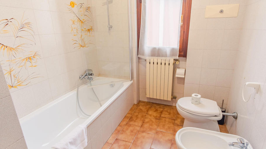 Others 3, Villa Quantum Sole - Italian Homing, Brescia
