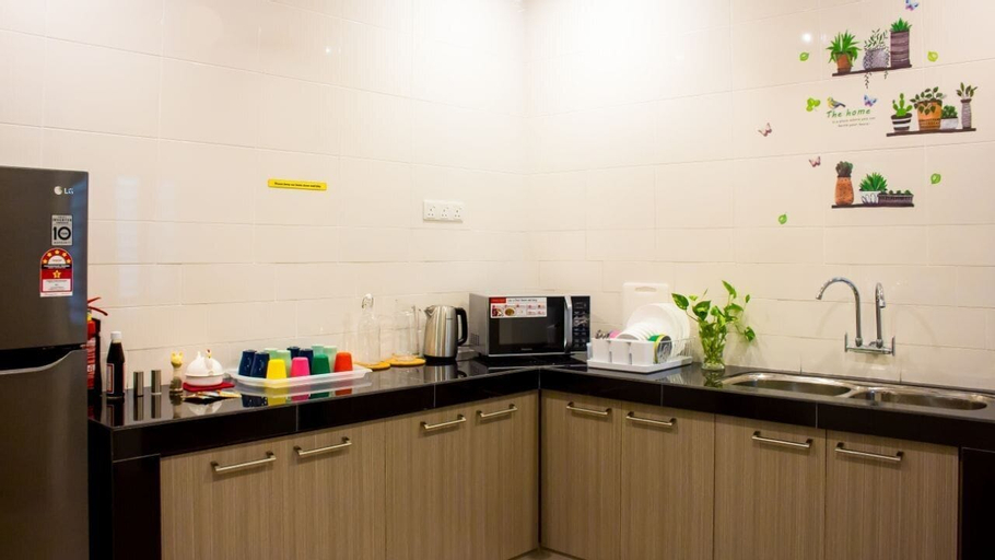 Dining Room 6