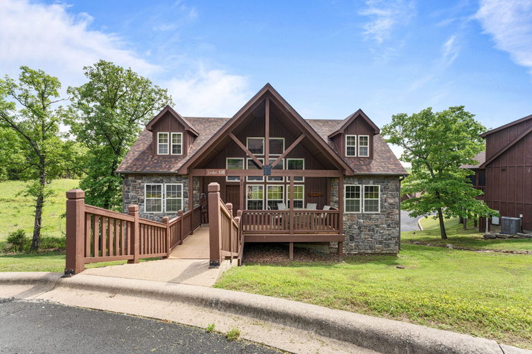 Exterior & Views 2, Lazy Jc Lodge 4 Bedroom Lodge by RedAwning, Stone