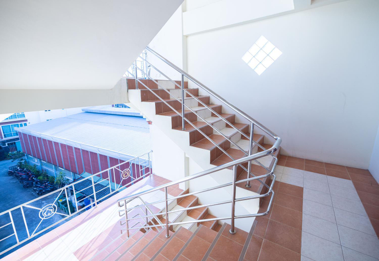 Sport & Beauty, G house guest house /99, Phuket Island