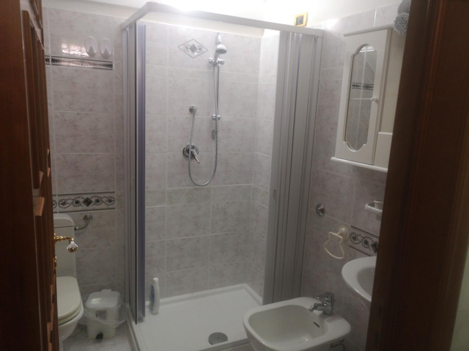 Bathroom 5, Antico Portale Host Roberto, Enna