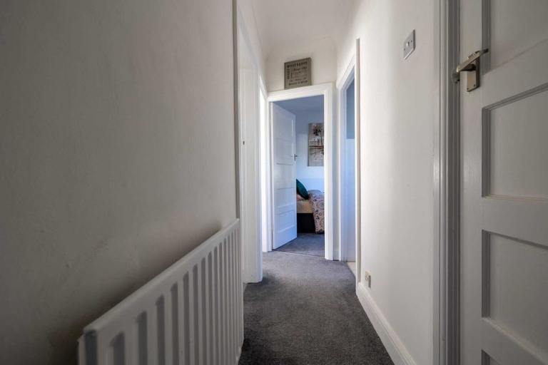Others 5, Immaculate 2-bed Apartment in Dartford, London