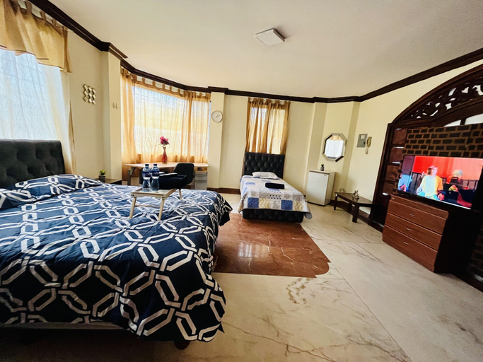 Bedroom 4, Mega Suite en PB al lado del San Marino, Guayaquil