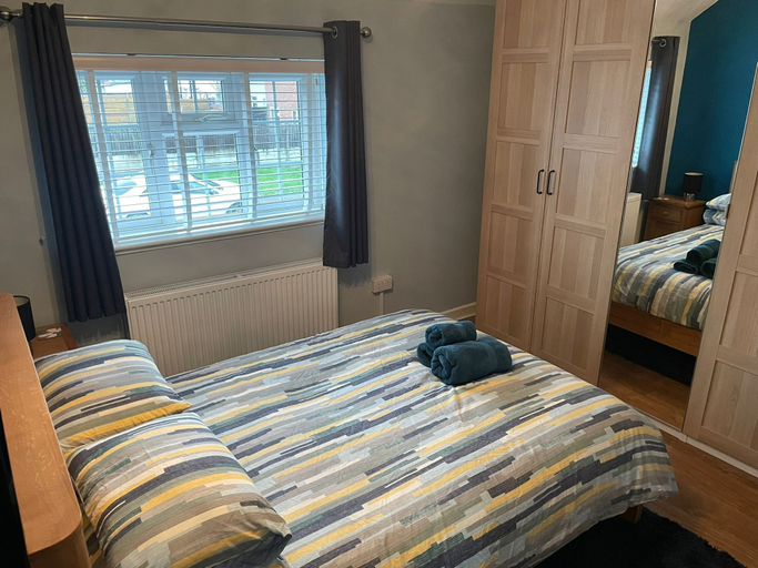 Bedroom 3, Beautiful 3-bed House in Romford, London