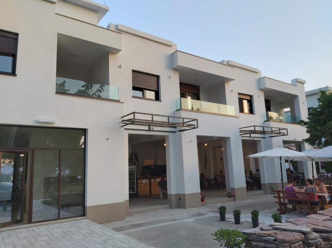 Exterior view 2, Zia Apartments