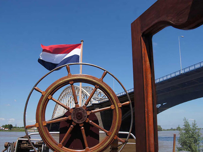 Others 3, Boat 'Opoe Sientje', Nijmegen