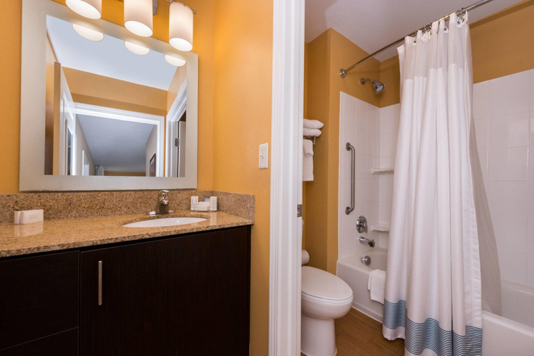 Bathroom 4, Towneplace Suites Huntington, Cabell