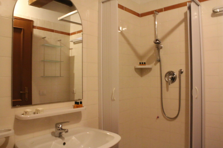 Bathroom, Appartamenti Santa Croce, Terni
