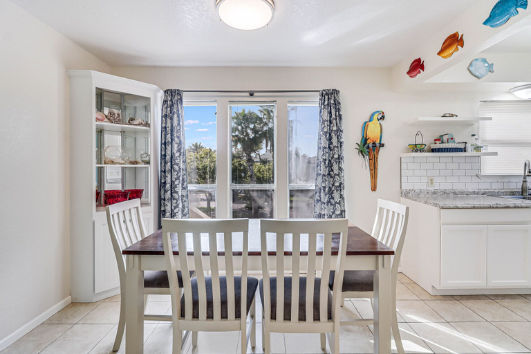 Dining 3, A Wave From It All Rryc22 3 Bedroom Condo by RedAwning, Aransas