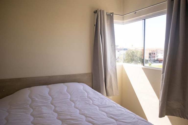 Others 4, Hotel Marrocos, Pelotas