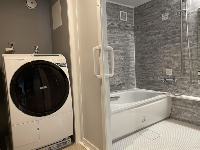 Bathroom 4, PRISM Inn Ogu, Kita