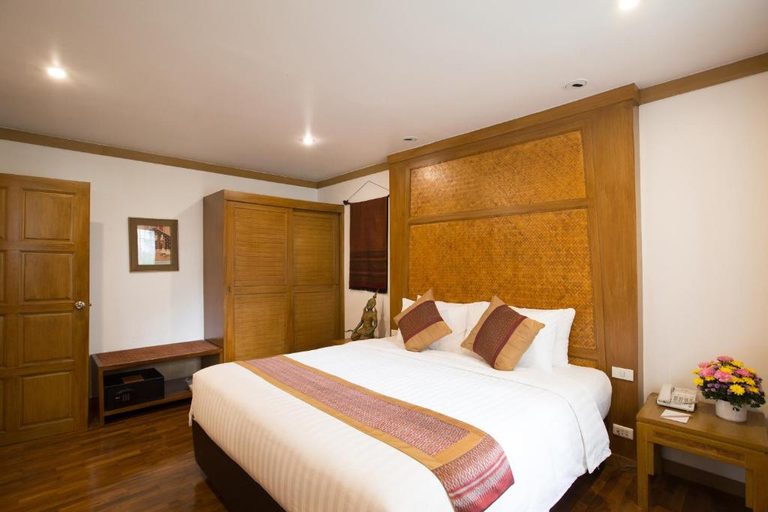 Bedroom 16
