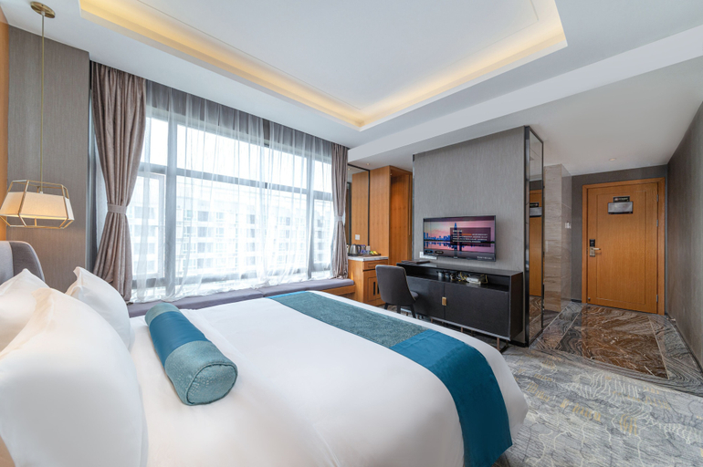 Bedroom 3, deluxe king, Shenzhen