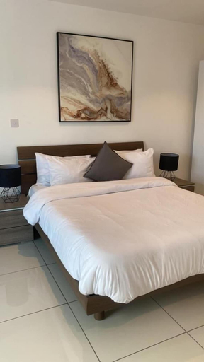 Bedroom 2, EBS LEGENDS STUDIOS ROOMS, Accra