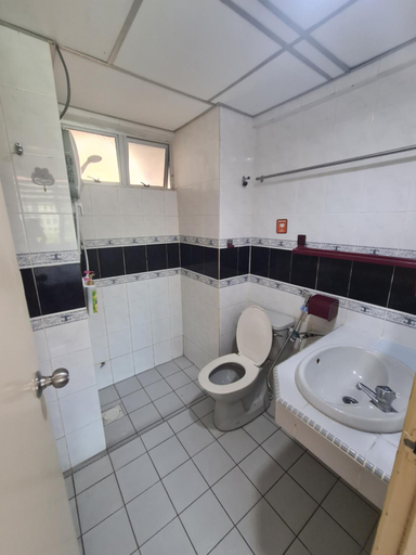 Bathroom 3, GLORY BEACH RESORT PORT DICKSON #FULL SEAVIEW, Port Dickson