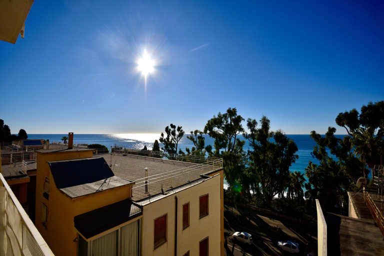 Room 5, Panorama Apartment in Ospedaletti by Wonderful Italy, Imperia
