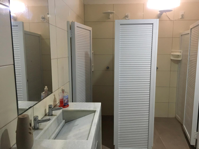 Bathroom 3, Maraga Beach Hostel, Maragogi
