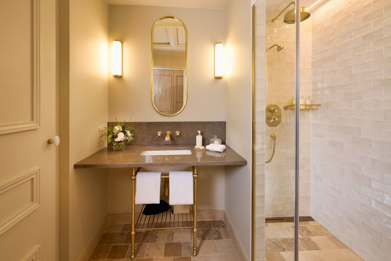 Bathroom 4, MAISON 1896, Côte-d'Or