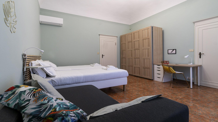 Bedroom 3, Castiglione 49 in Bologna, Bologna