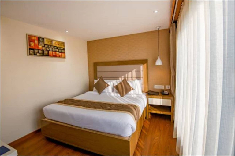 Others 5, Yashshree Imperial, Darjiling