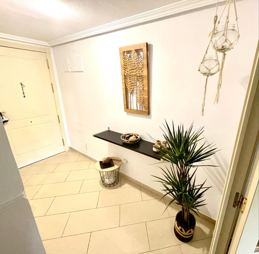 Others 5, Large relaxed terrace, golf views, Alicante