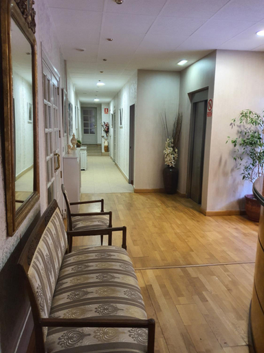 Others 5, Hotel Gomar, Zaragoza