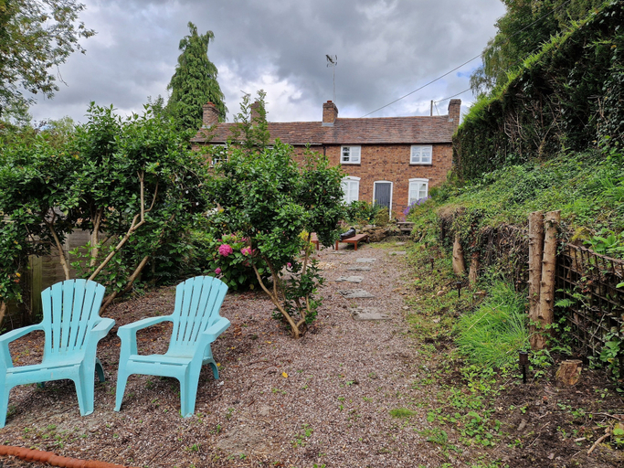 Exterior & Views 2, Lovely 2-bed Cottage in Coalbrookdale Telford, Telford and Wrekin