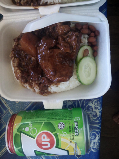 Food & Drinks 4, Mulu Village, Marudi