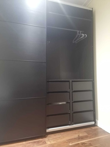 Others 4, Ravishing Riverside 2-bed Rental in Canary Wharf, London