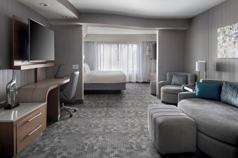 Bedroom 2, Courtyard by Marriott Newburgh Stewart Airport, Orange