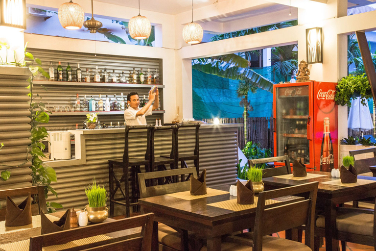Food & Drinks 4, Central Blanche Residence, Siem Reap