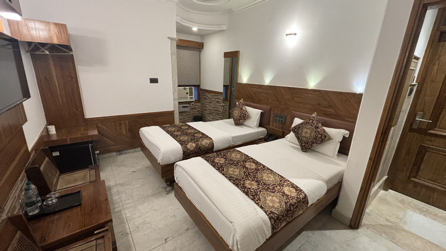 Bedroom 14