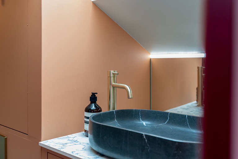 Bathroom 3, Hammersmith Residences by MySquare, London