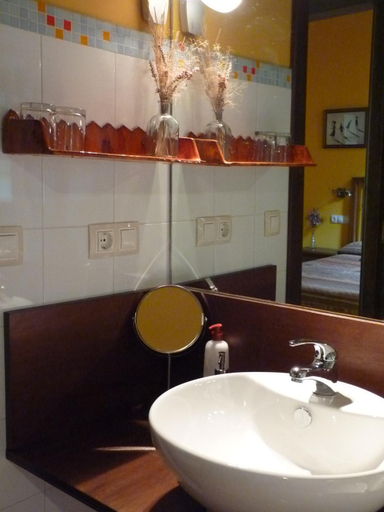 Bathroom 2, Casa Rural Los Riegos, Asturias
