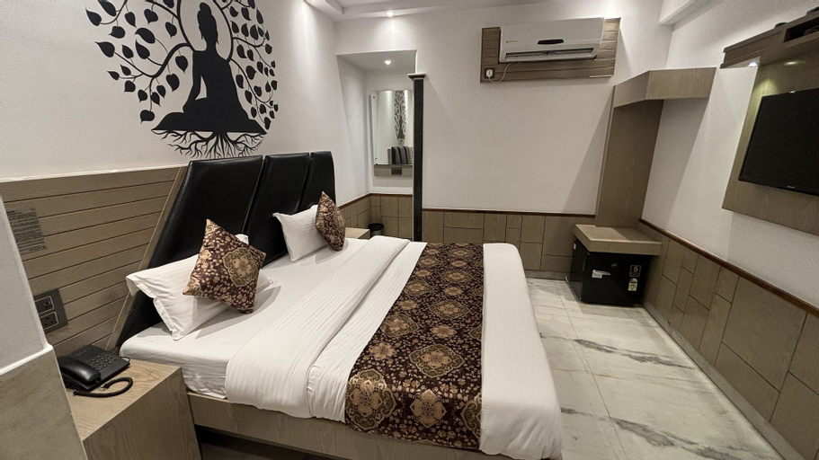 Bedroom 13