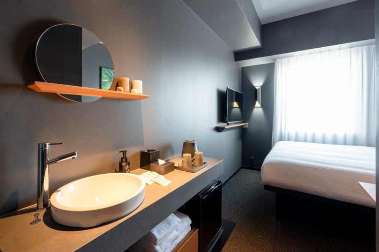Bathroom 14