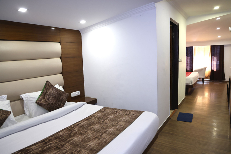Bedroom 2, Hotel Royal Queen, Dehradun