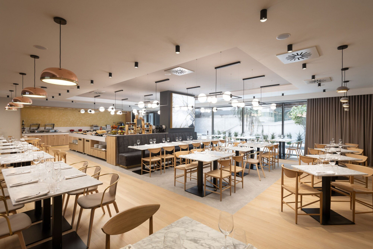 Food & Drinks 5, Courtyard By Marriott Cluj-Napoca Downtown, Cluj-napoca