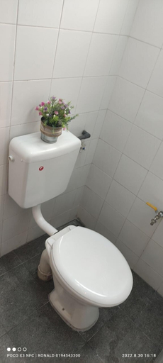 Bathroom 3, Margosa A Stay Botani Ipoh Homestay 3 BR, Kinta