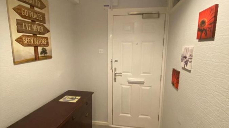 Others 4, Room in Apartment - Normanton - Deluxe Double Room, Birmingham