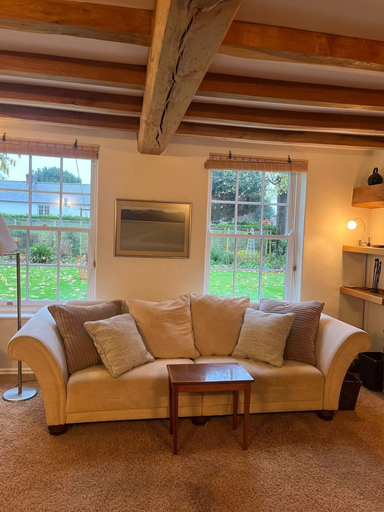 Others 5, Luxury Brick and Flint House in Funtington, West Sussex