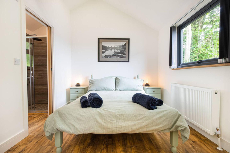 Bedroom, The Cabin in the Tamar Valley Cornwall, Cornwall