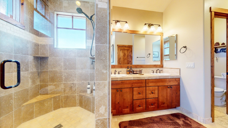 Bathroom 5, Graystone 2088 4 Bedroom Home by RedAwning, Mono