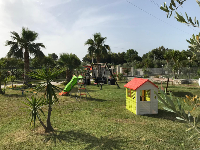 Others 5, Villa Angela, Foggia