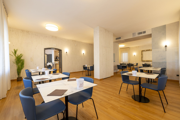 Food & Drinks 5, LVG Hotel Collection - Gardenia, Verona