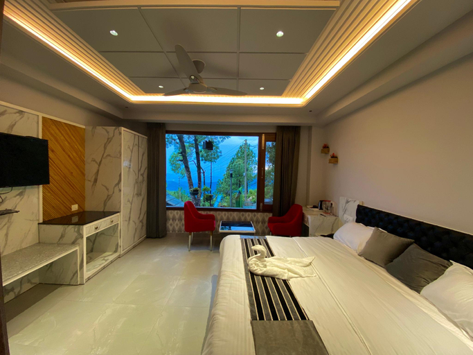 Bedroom 3, WESTBERRY GARDEN VIEW SUNSET ROOM, Shimla