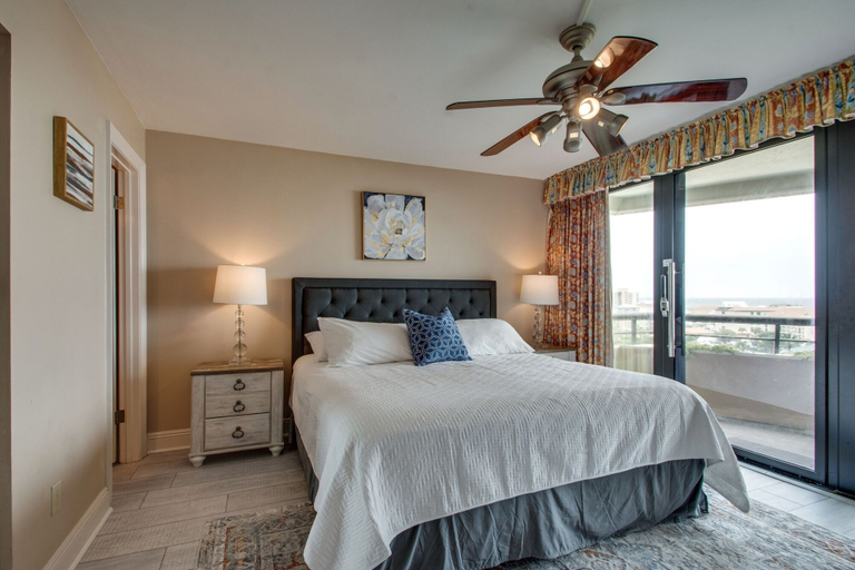 Bedroom 3, Elite Paradise 2 Bedroom Condo by RedAwning, Walton