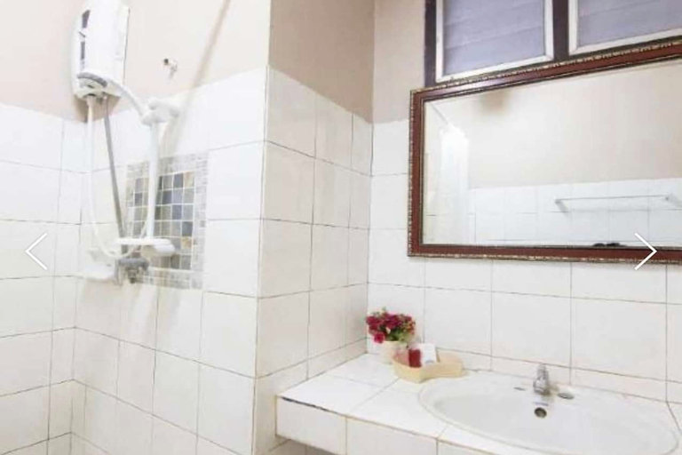 Bathroom 4