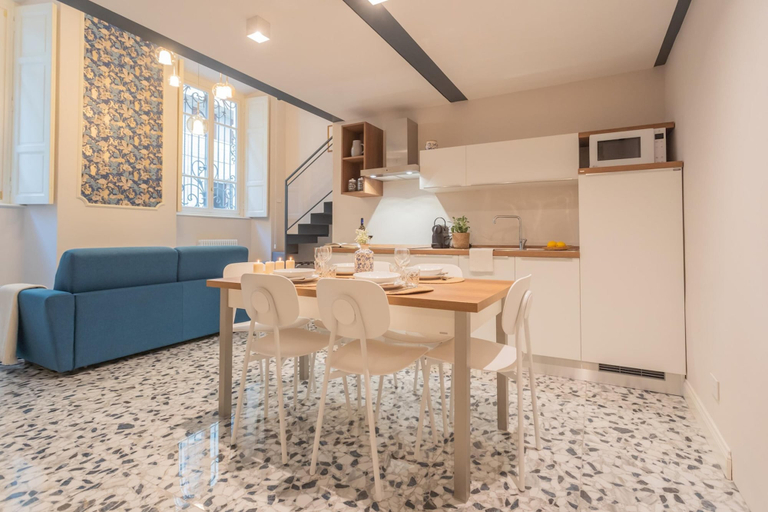 Others 4, Cinque Giornate 70 Suites - Afrodite, Como